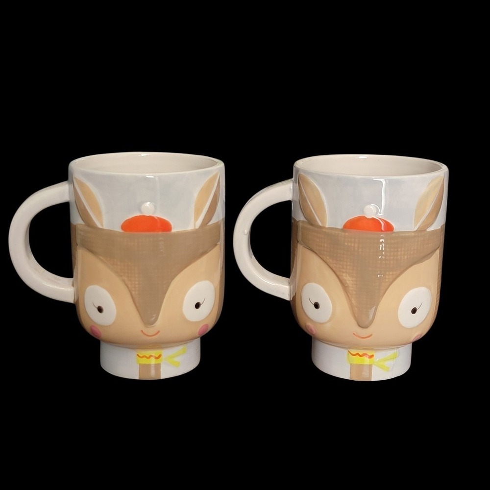 Suzy Ultman Crate & Barrel Set of 2 Beanie Reindeer Coffee Tea Ceramic Mugs 2014